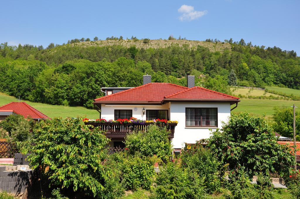 Hotel Haus Orchideental Ена Экстерьер фото
